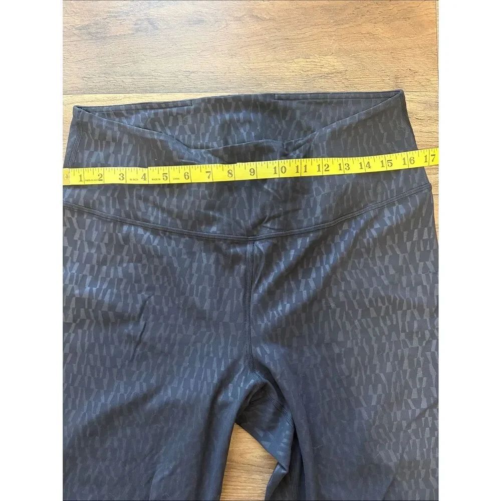 Lululemon leggings - Picture 4 of 6